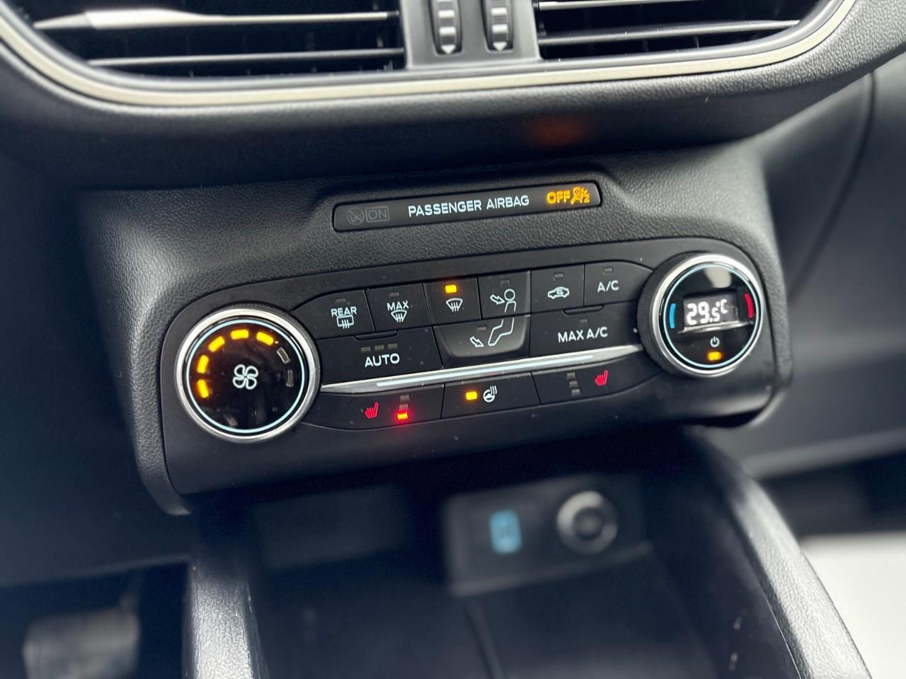 2020 Ford Escape SEL 4dr All-Wheel Drive Photo