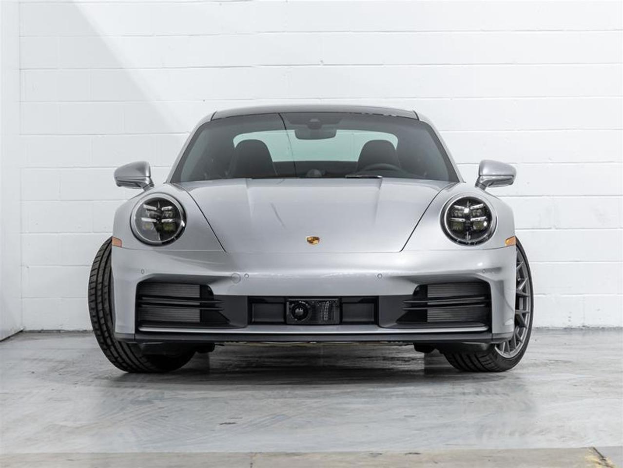 2026 Porsche 911  Photo1