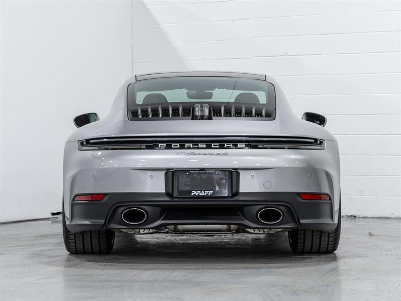 2026 Porsche 911  Photo