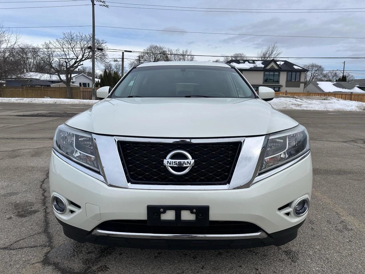 2016 Nissan Pathfinder 4WD 4DR SL Photo
