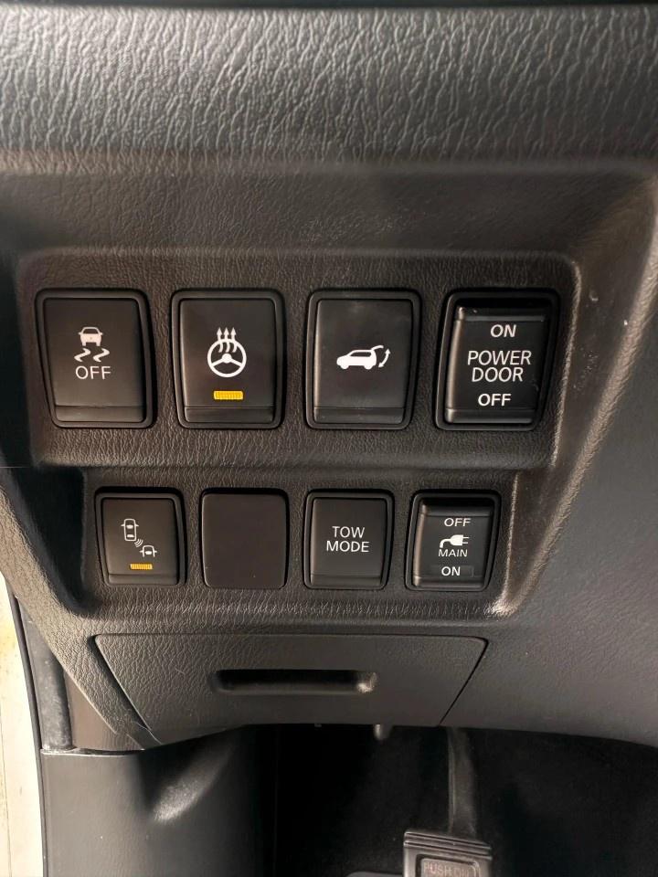 2016 Nissan Pathfinder 4WD 4DR SL Photo