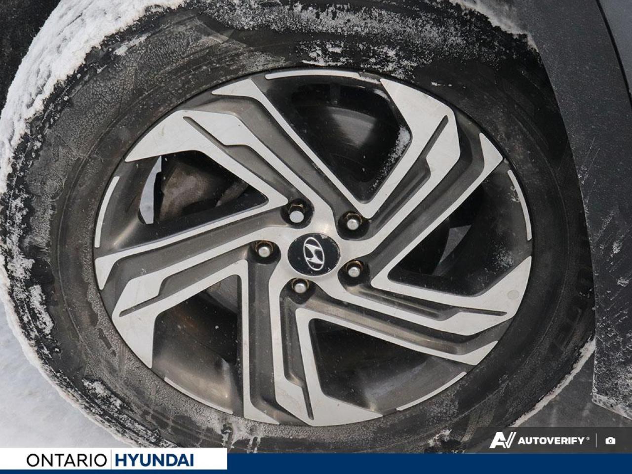 2023 Hyundai Santa Fe Preferred 4dr All-Wheel Drive Photo