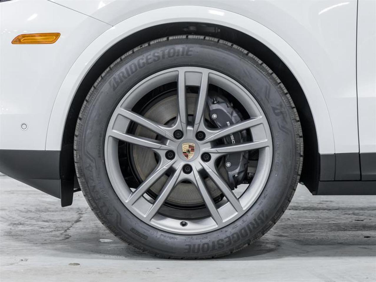 2026 Porsche Cayenne  Photo4