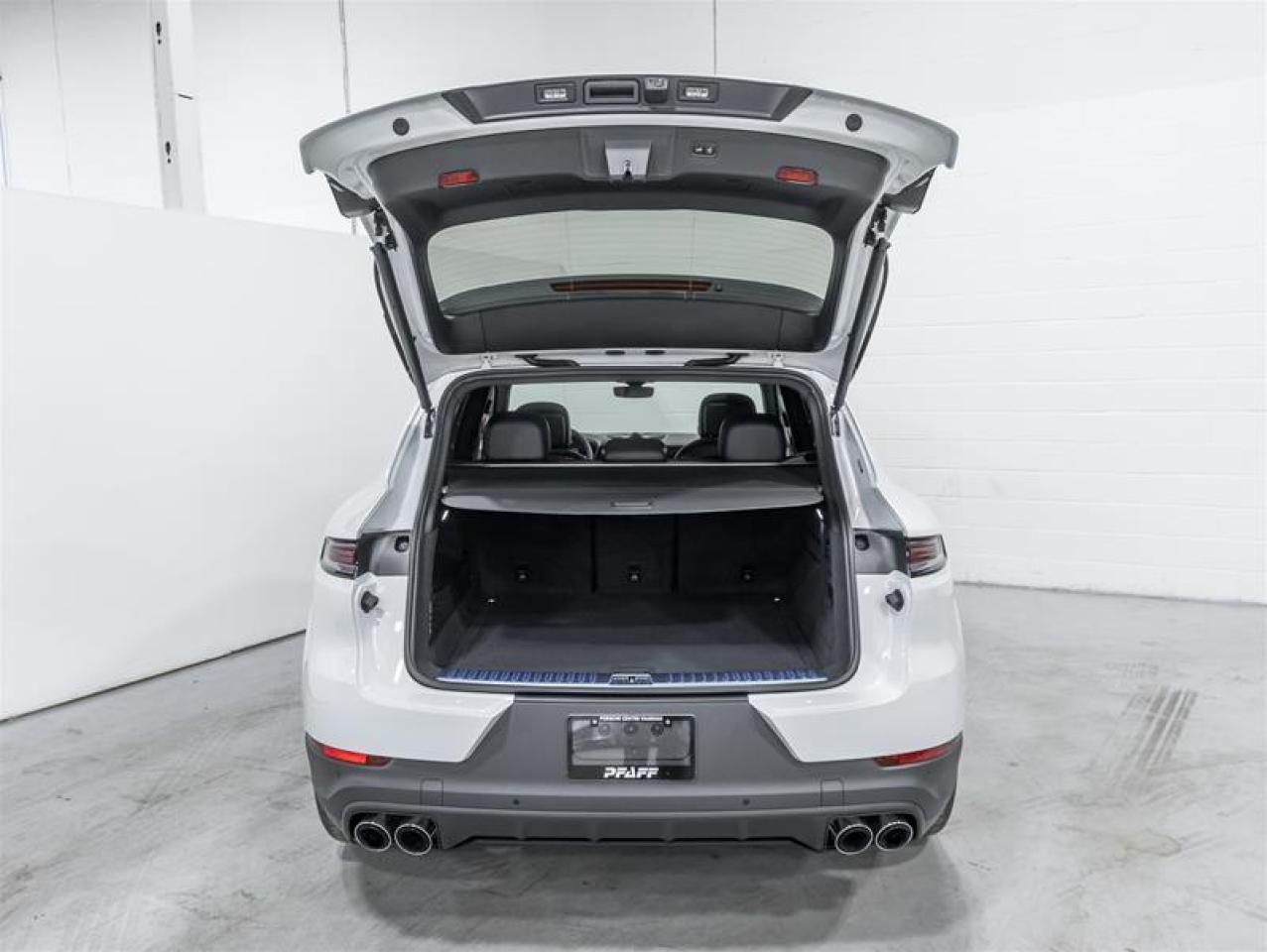 2026 Porsche Cayenne  Photo