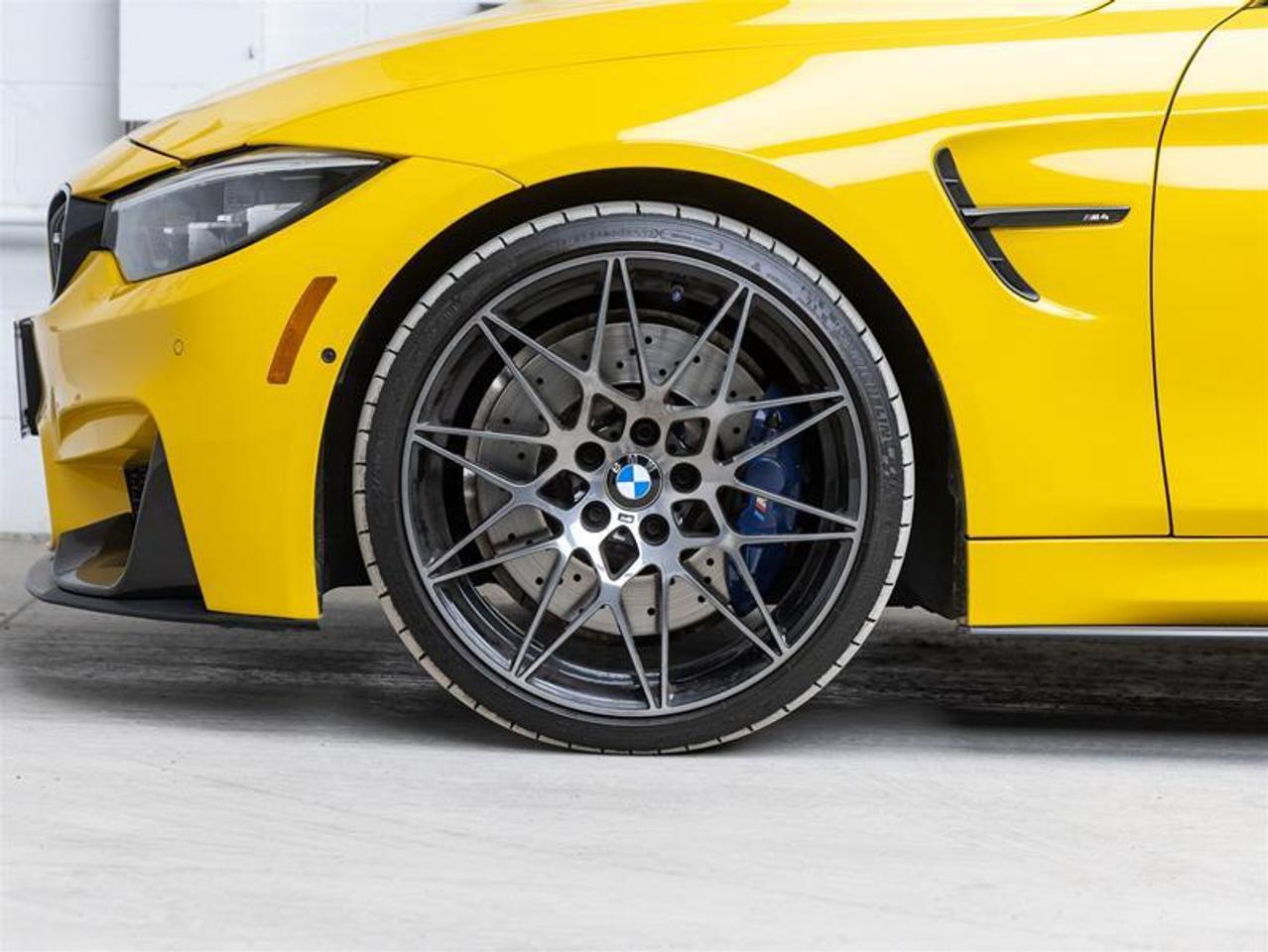 2020 BMW M4  Photo