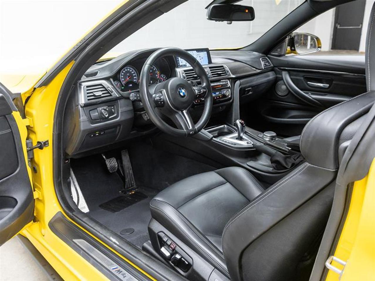 2020 BMW M4  Photo