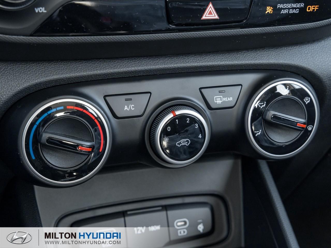 2026 Hyundai Venue Essential 4dr Front-Wheel Drive Photo