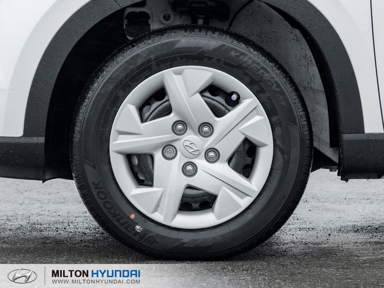 2026 Hyundai Venue Essential 4dr Front-Wheel Drive Photo