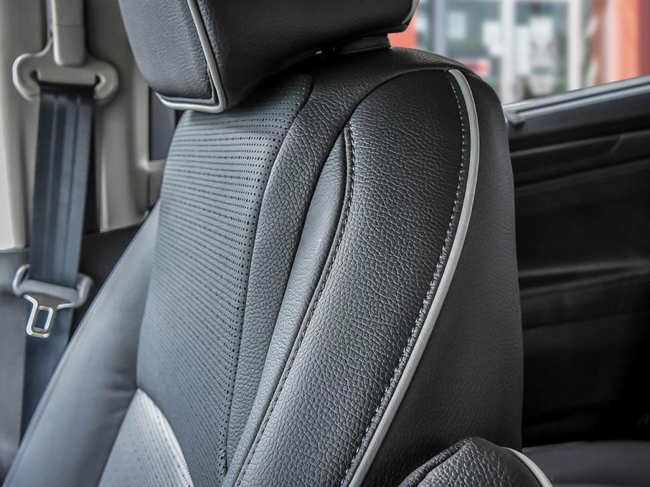 2026 Honda Odyssey Touring Passenger Van Photo