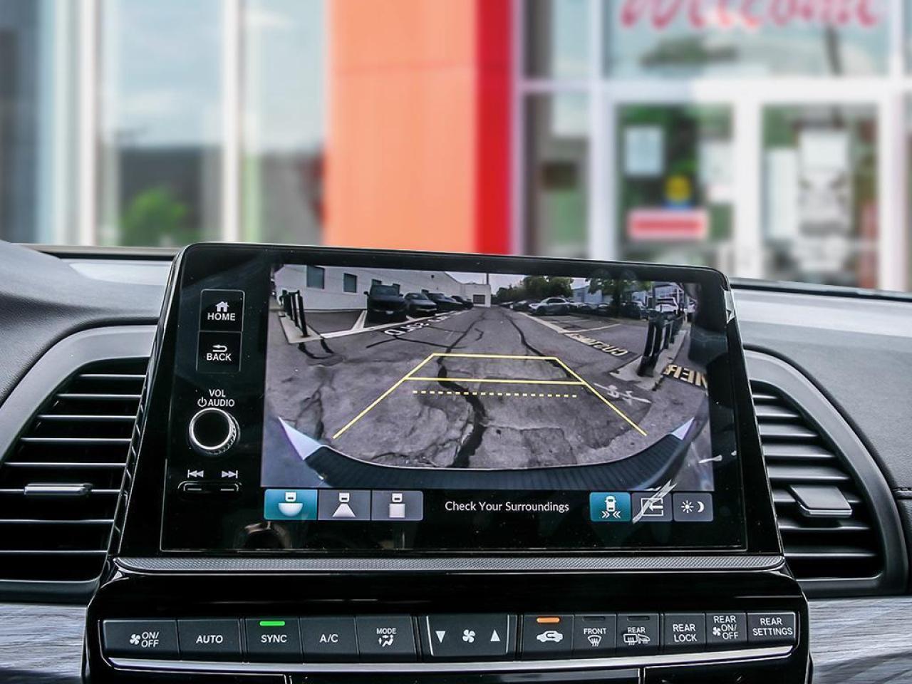 2026 Honda Odyssey Touring Passenger Van Photo