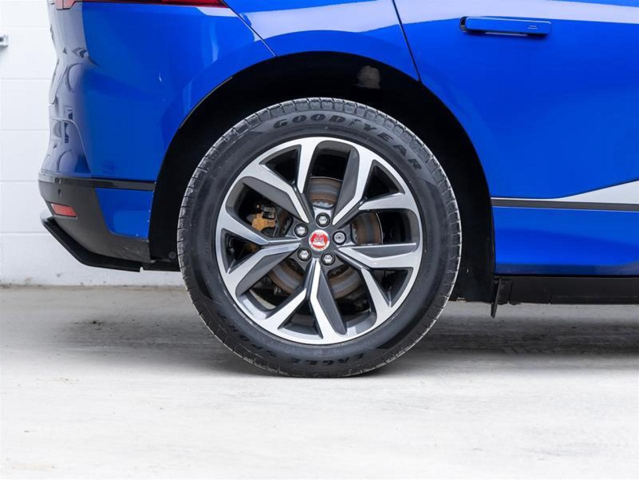 2023 Jaguar I-PACE  Photo