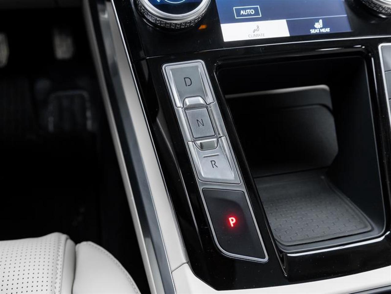 2023 Jaguar I-PACE  Photo