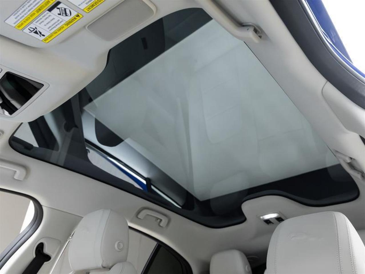 2023 Jaguar I-PACE  Photo