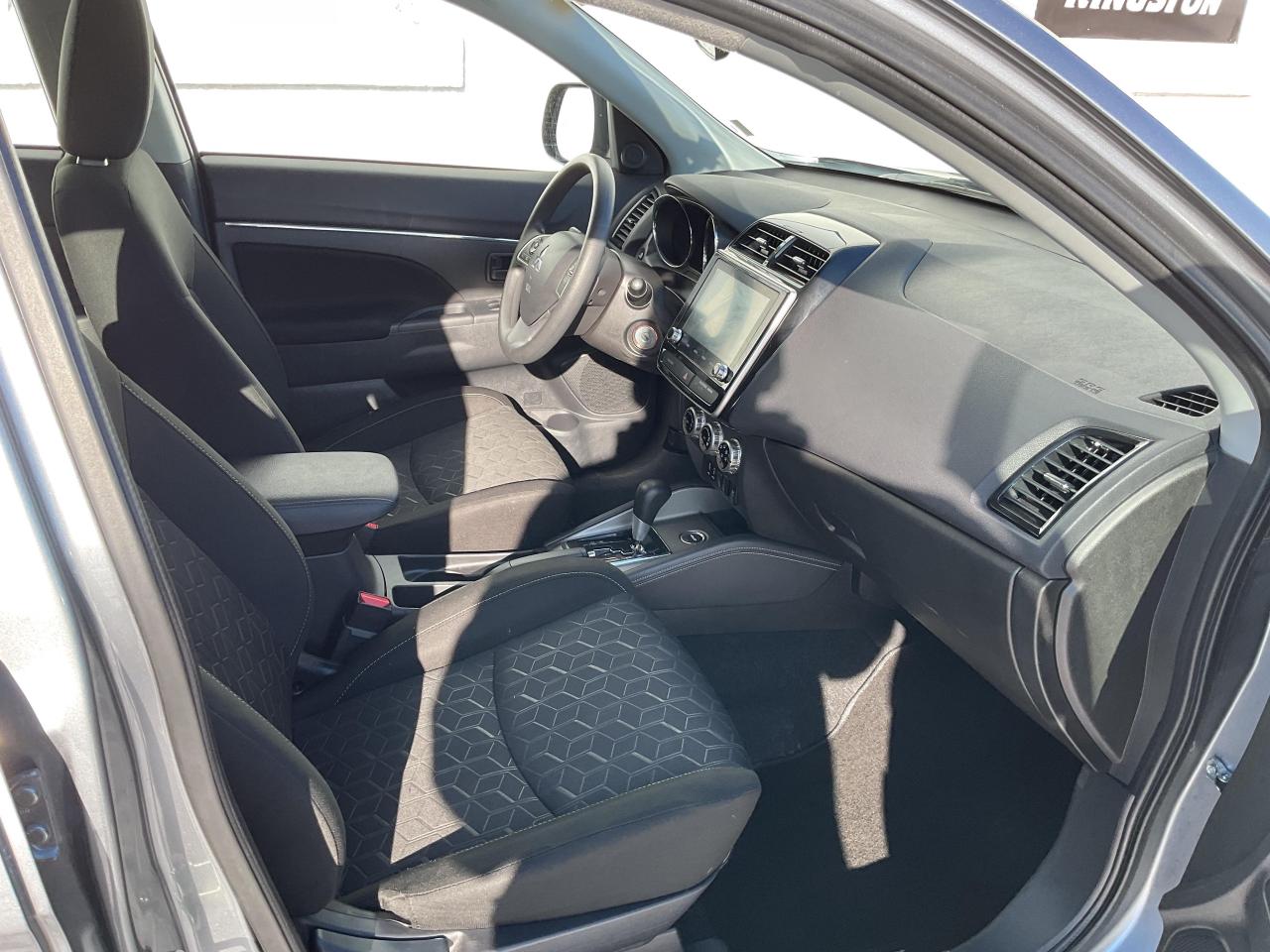 2024 Mitsubishi RVR ES 4dr AWC Photo