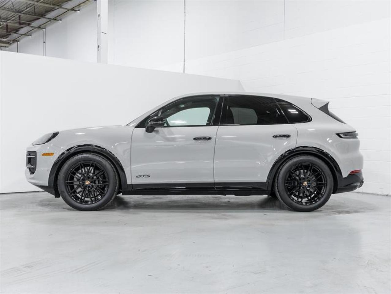 2026 Porsche Cayenne  Photo