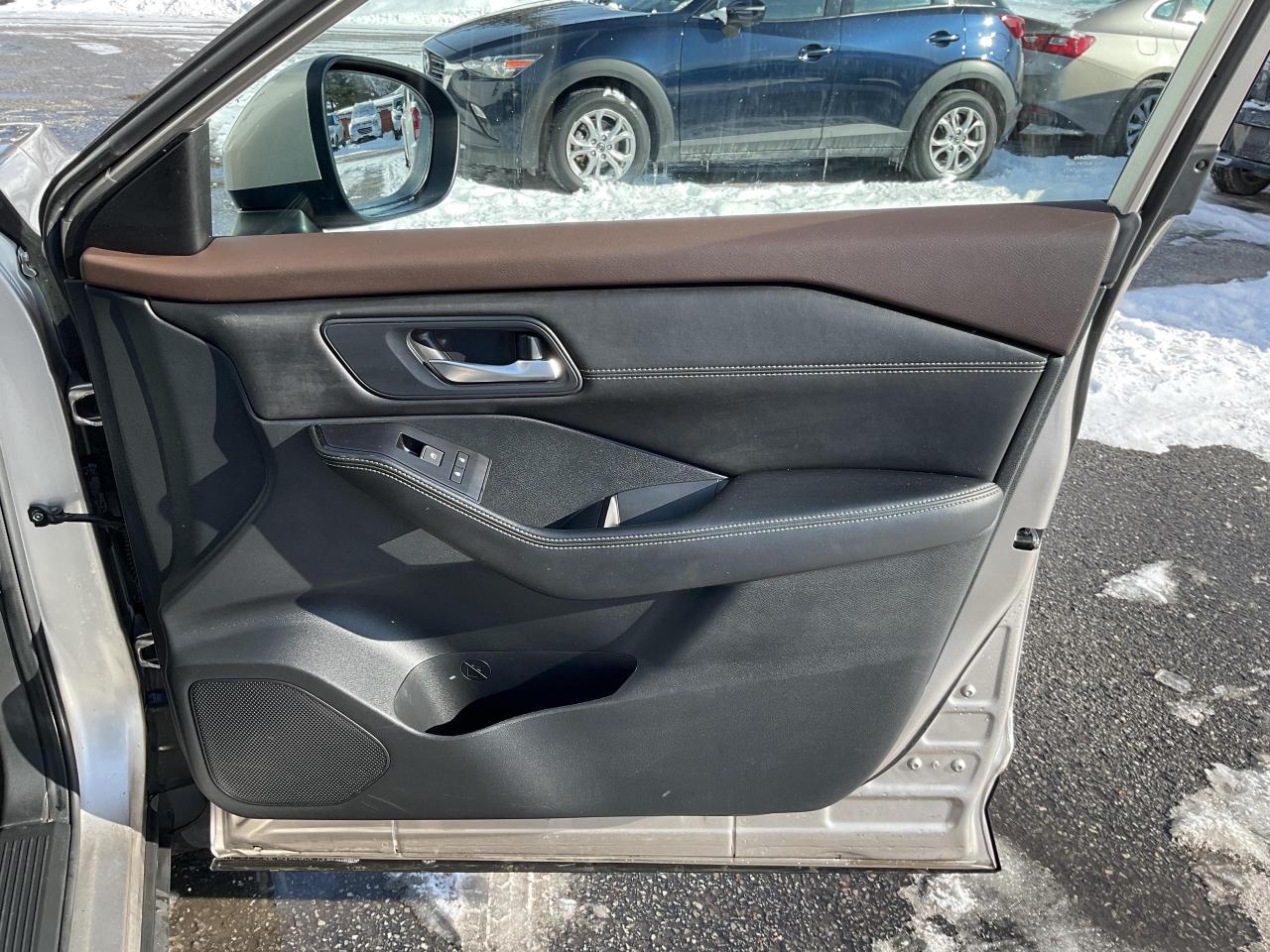 2023 Nissan Rogue SL 4dr All-Wheel Drive Sport Utility Photo