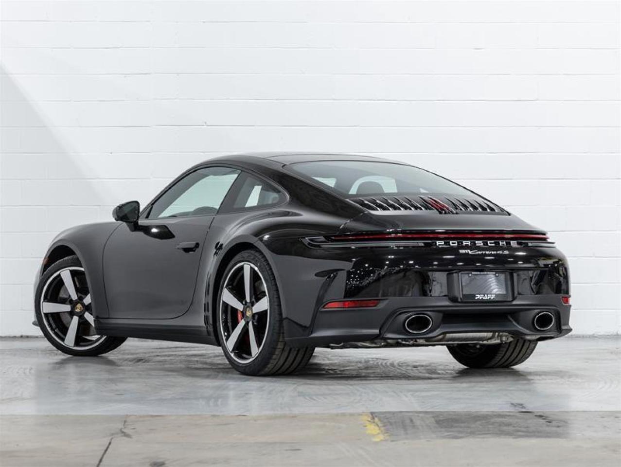 2026 Porsche 911  Photo