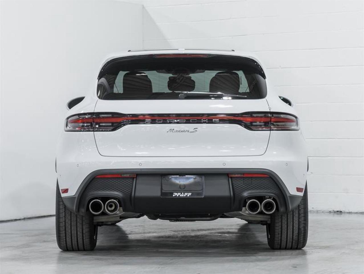 2026 Porsche Macan  Photo
