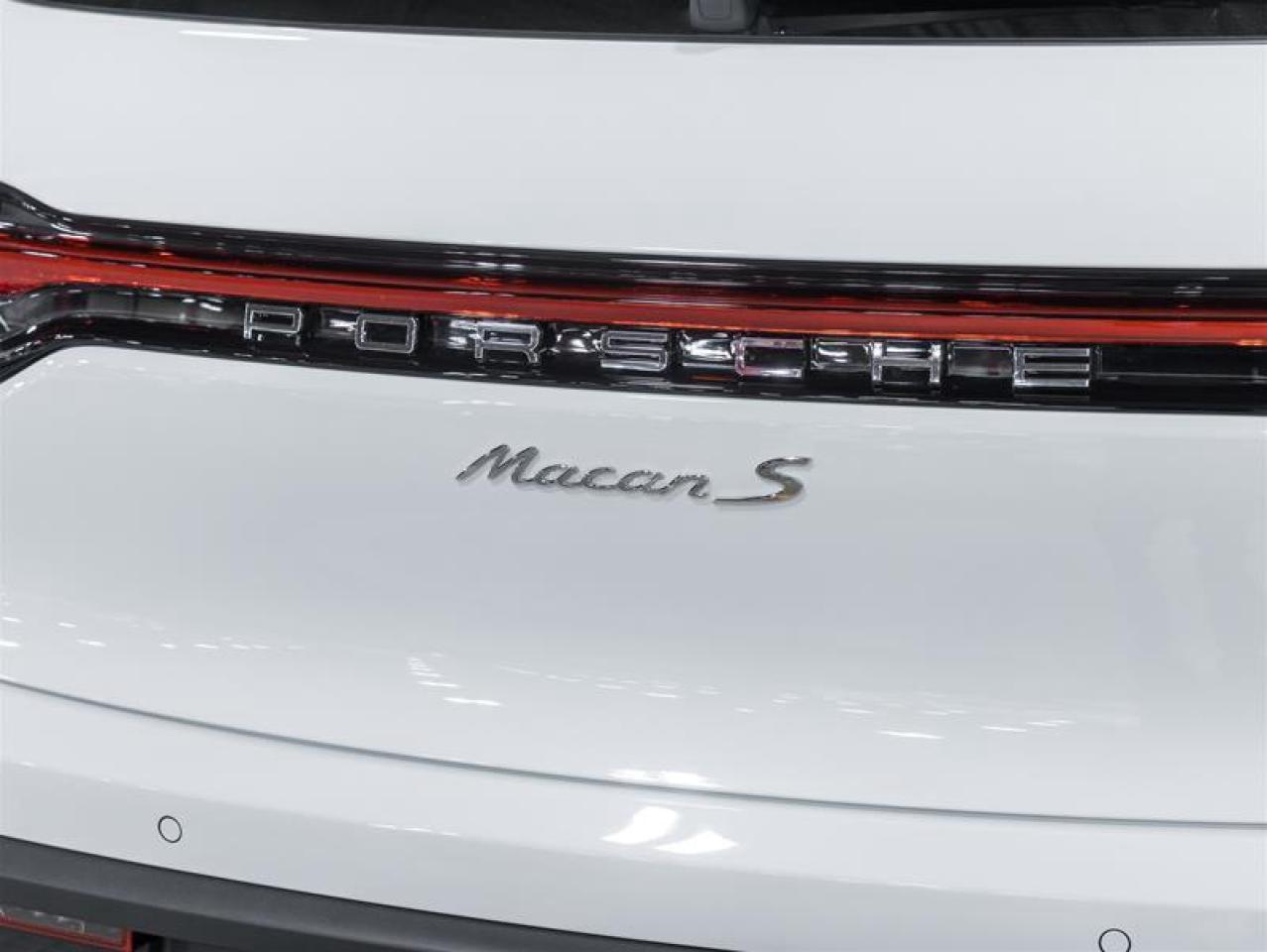 2026 Porsche Macan  Photo