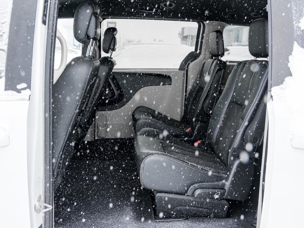 2019 Dodge Grand Caravan CVP/SXT Passenger Van Photo