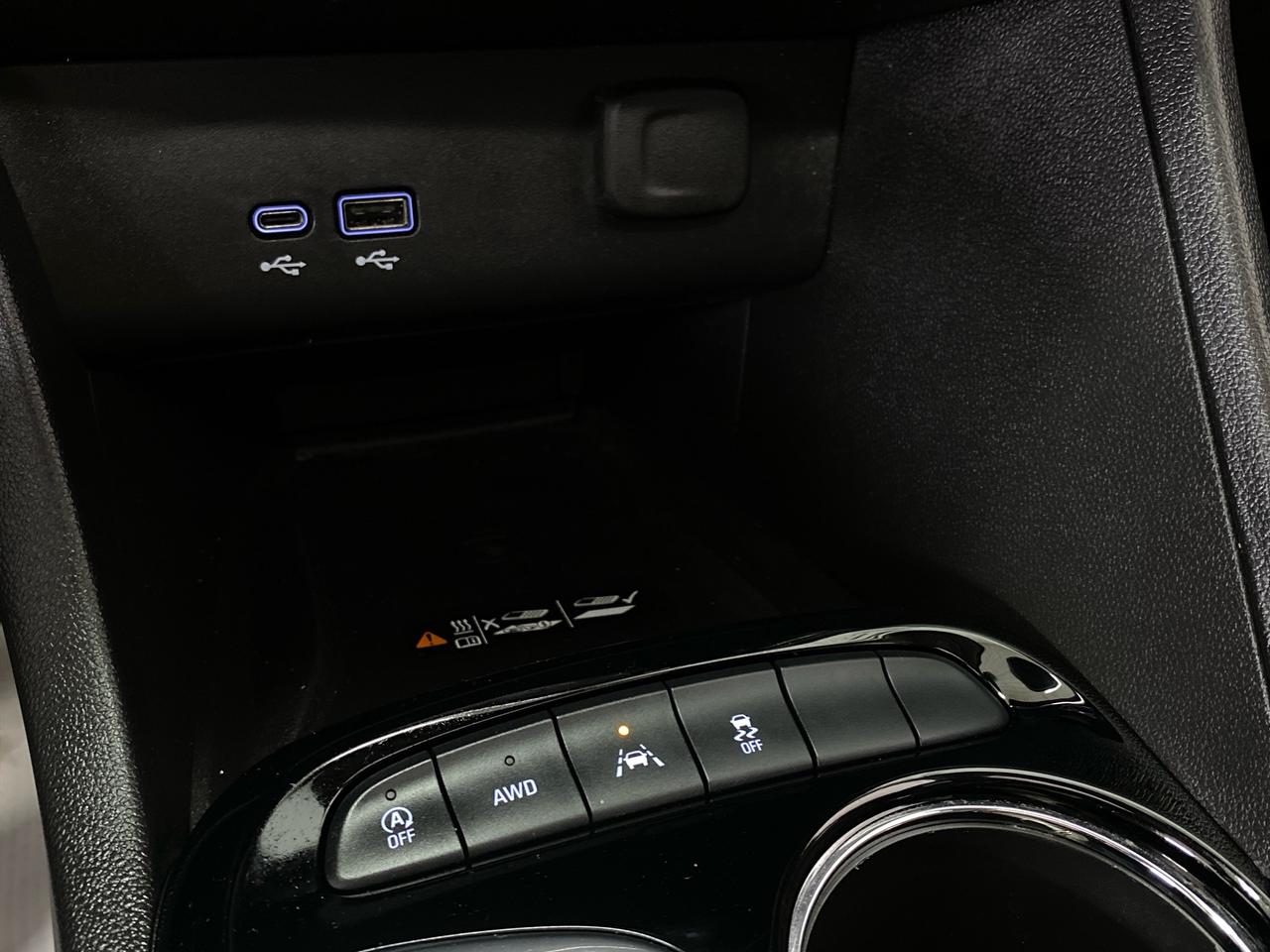 2024 Buick Encore GX Sport Touring 4dr All-Wheel Drive Photo