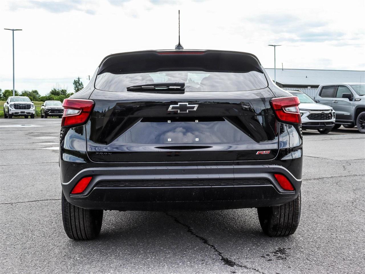 2026 Chevrolet Trax FWD 4dr 1RS Photo3