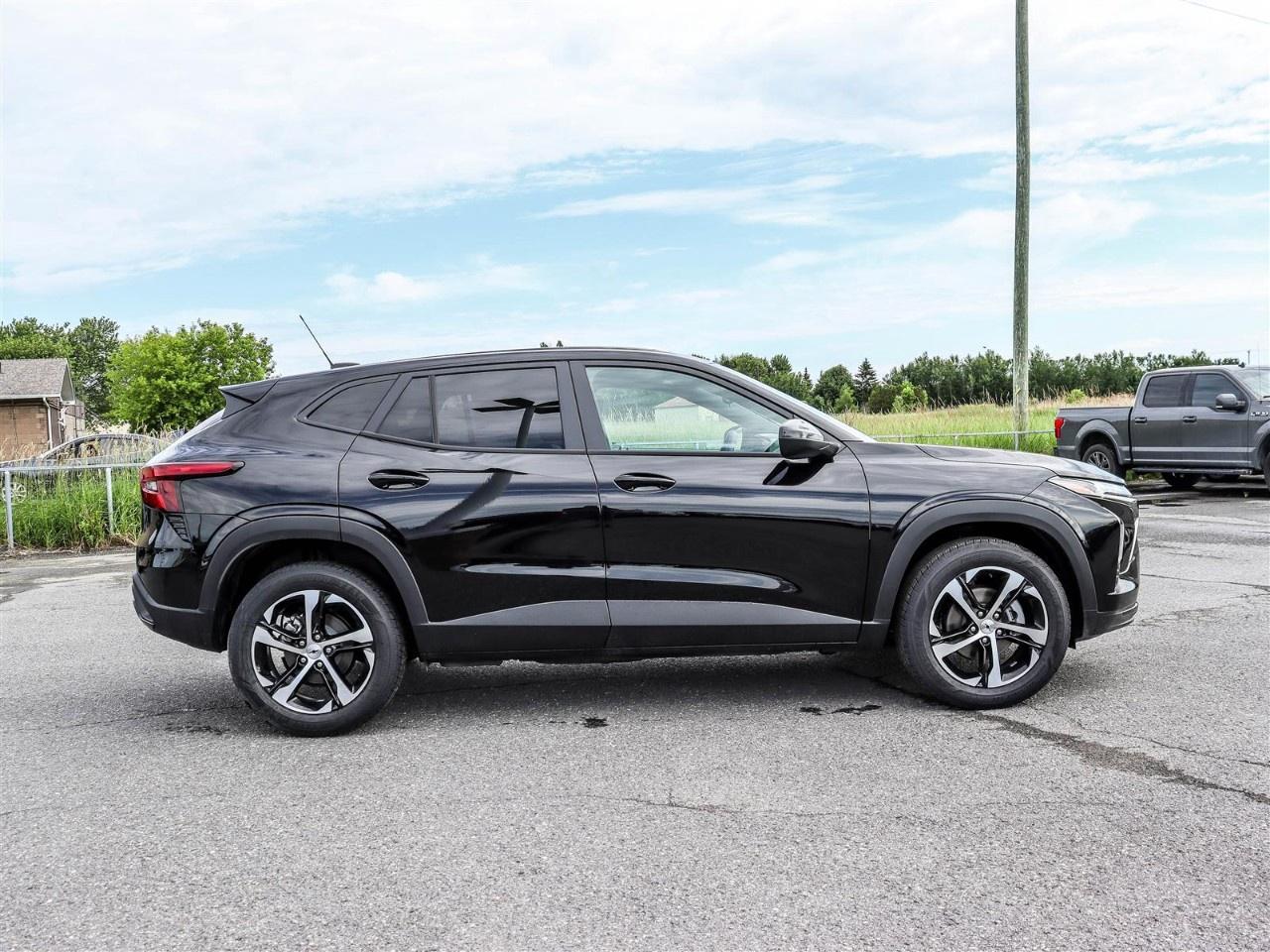 2026 Chevrolet Trax FWD 4dr 1RS Photo