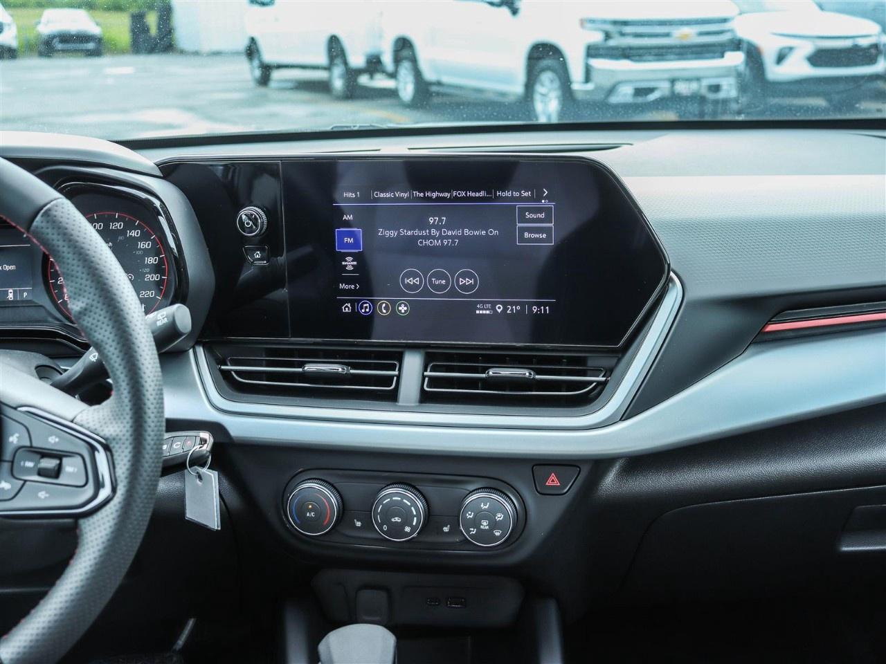 2026 Chevrolet Trax FWD 4dr 1RS Photo