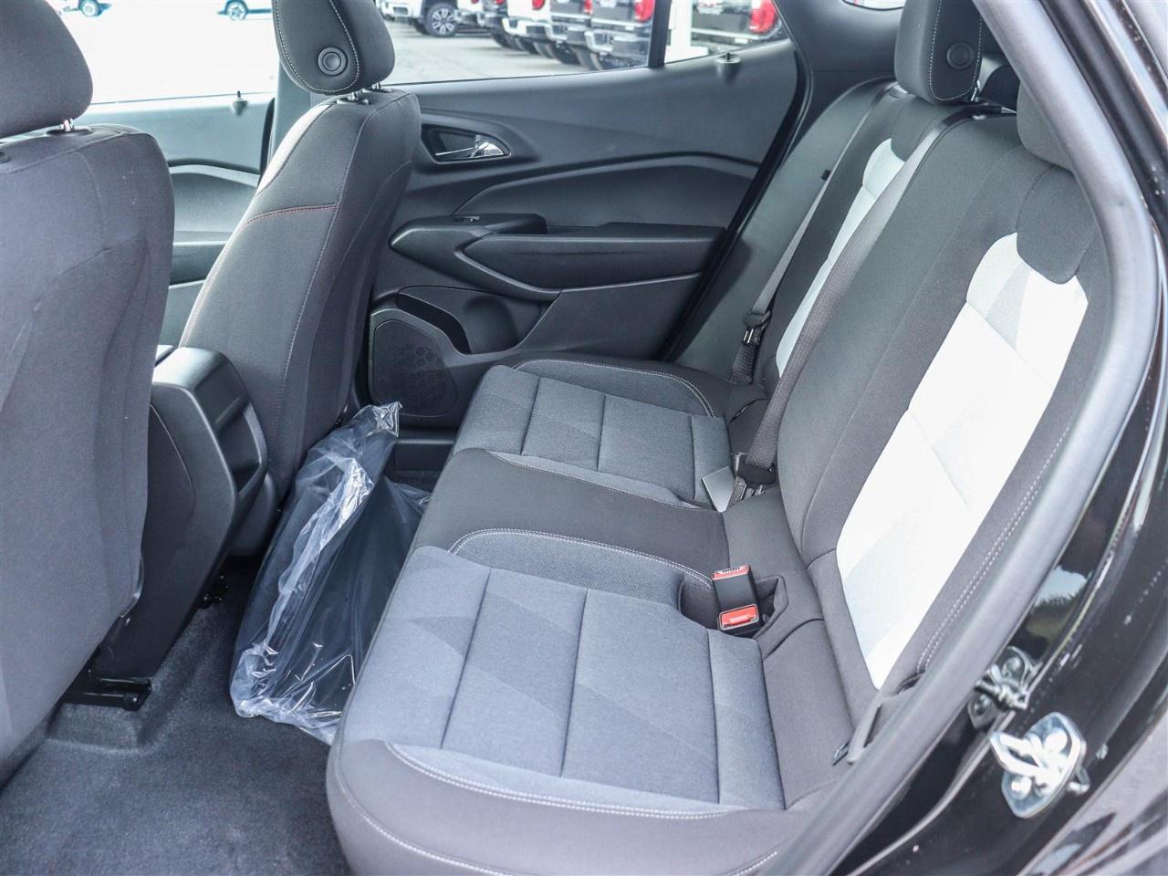 2026 Chevrolet Trax FWD 4dr 1RS Photo