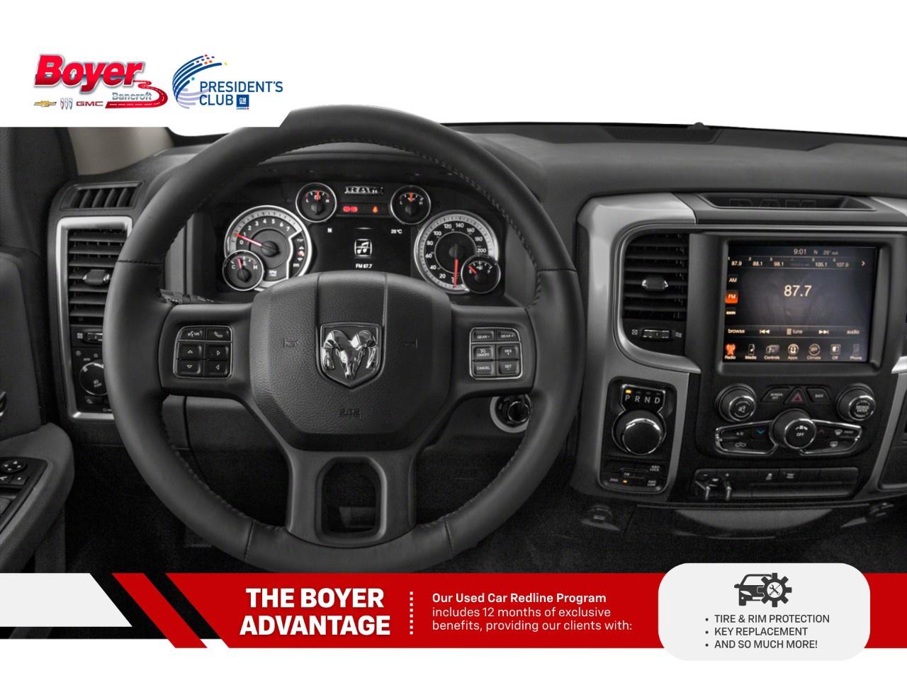 2022 RAM 1500 Classic WARLOCK 4X4 CREW CAB 5'7" BOX Photo4