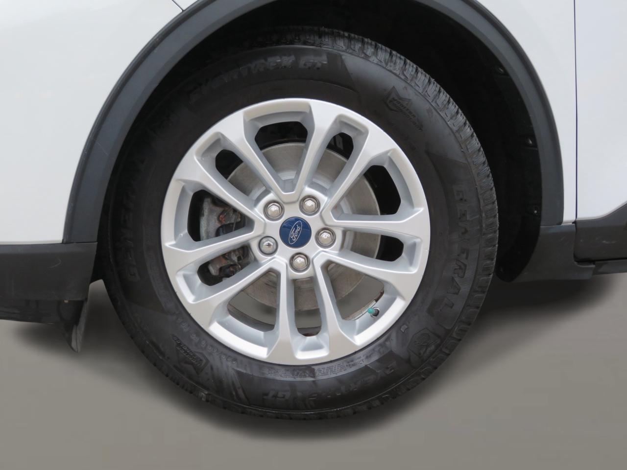 2020 Ford Escape SE FWD Photo