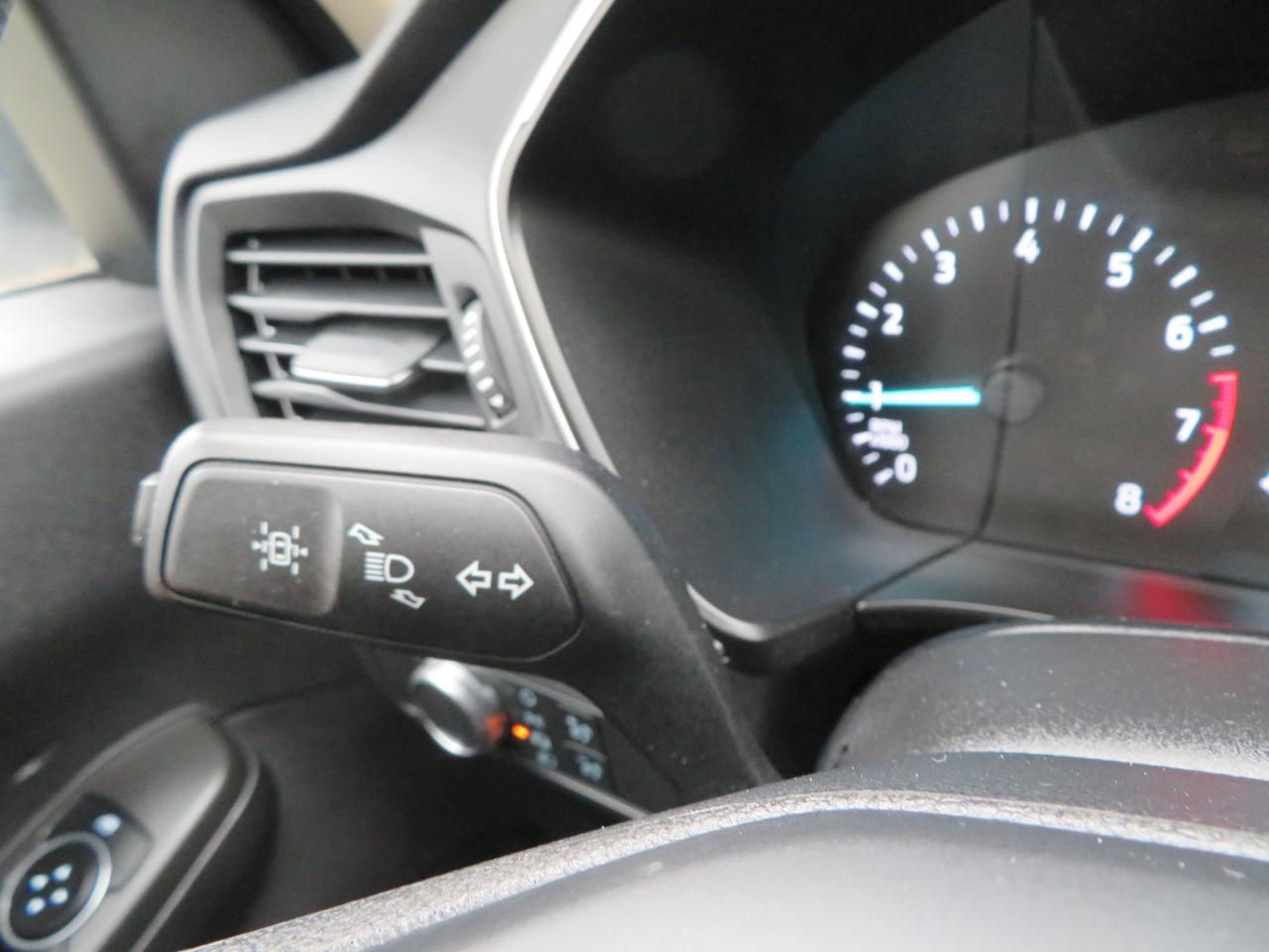 2020 Ford Escape SE FWD Photo