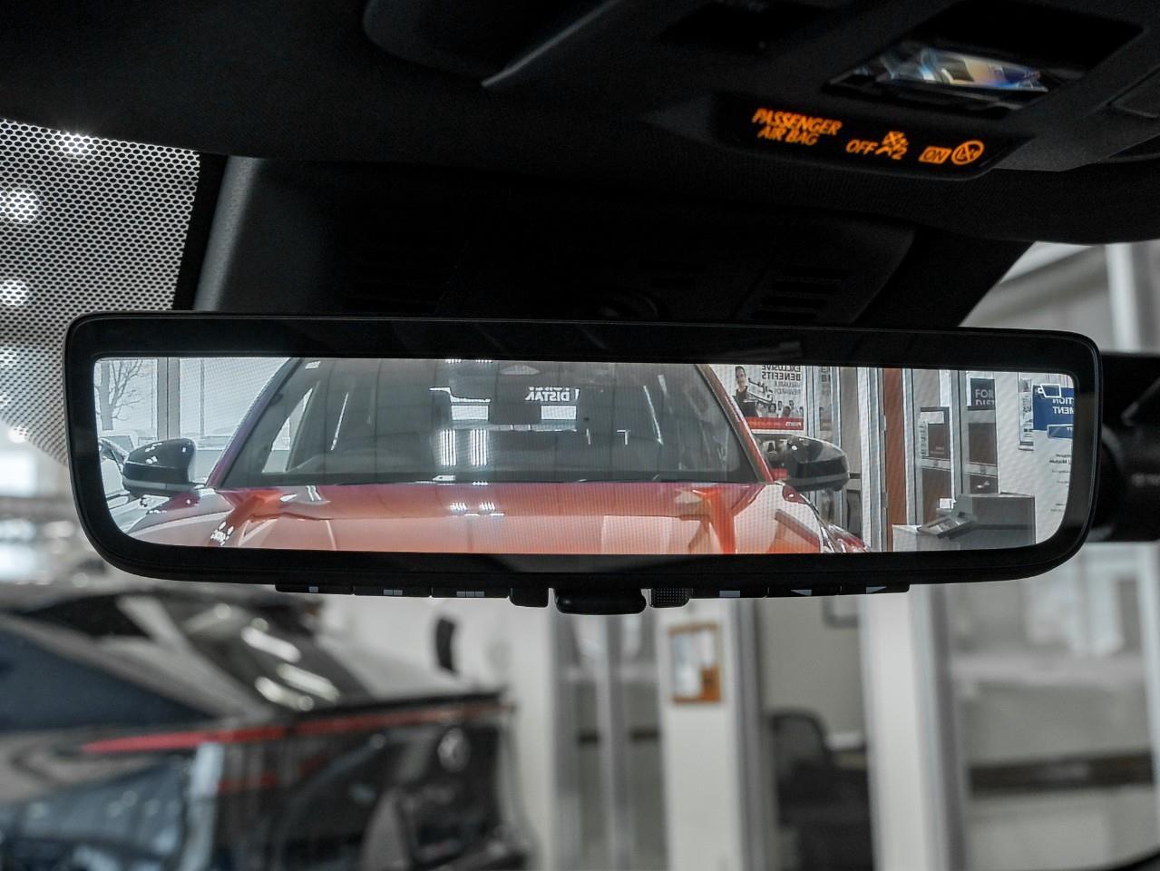 2025 Toyota Crown Signia Limited 4dr All-Wheel Drive Photo