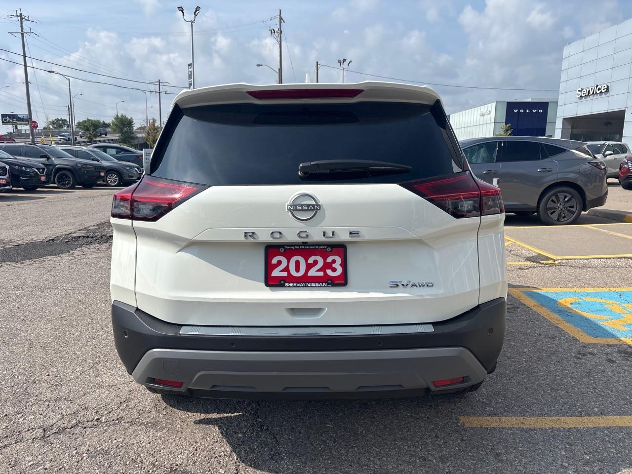 2023 Nissan Rogue SV Moonroof 4dr All-Wheel Drive Sport Utility Photo
