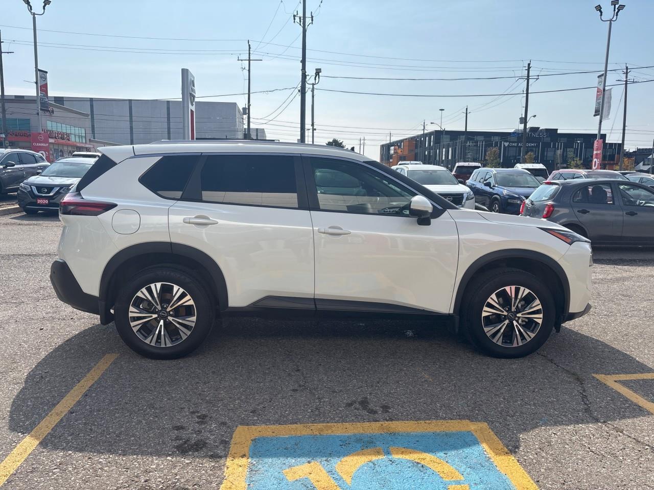 2023 Nissan Rogue SV Moonroof 4dr All-Wheel Drive Sport Utility Photo