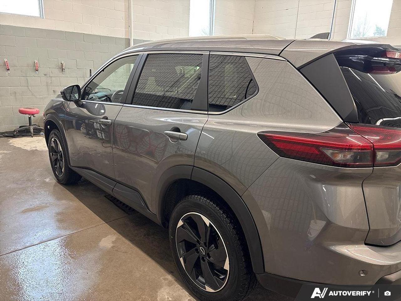 2024 Nissan Rogue SV Moonroof 4dr All-Wheel Drive Sport Utility Photo