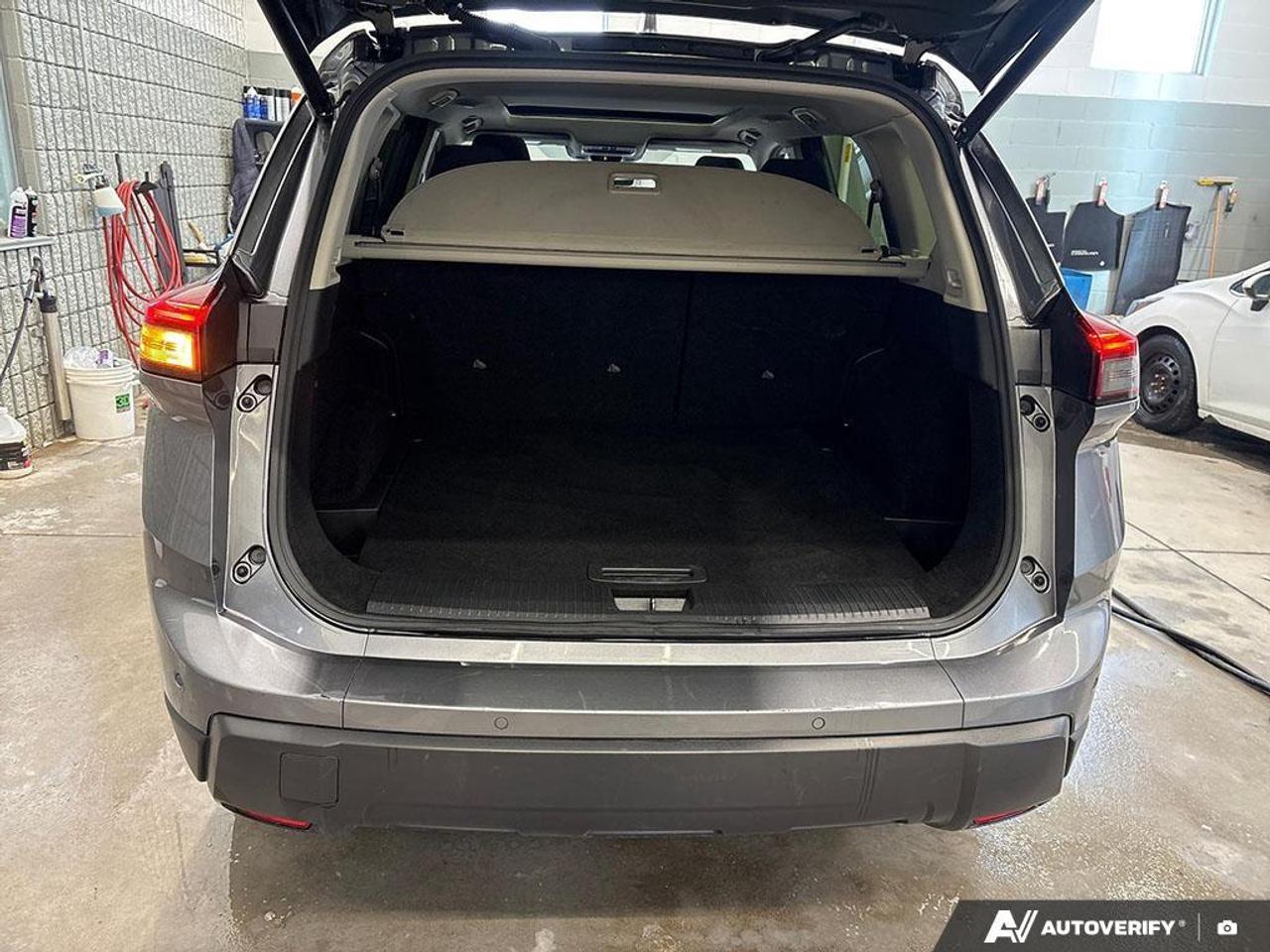 2024 Nissan Rogue SV Moonroof 4dr All-Wheel Drive Sport Utility Photo