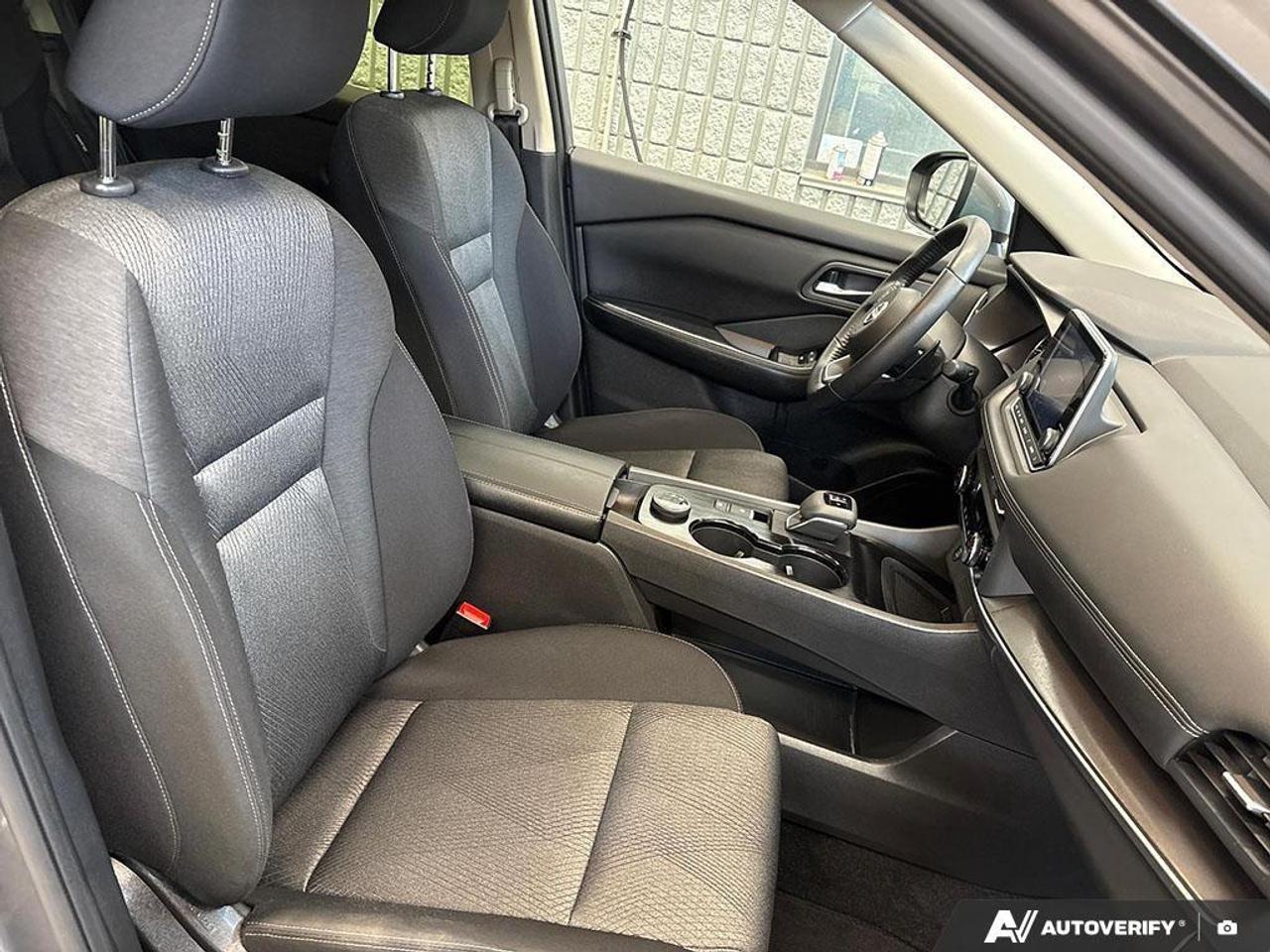 2024 Nissan Rogue SV Moonroof 4dr All-Wheel Drive Sport Utility Photo