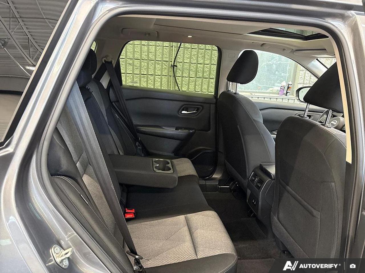 2024 Nissan Rogue SV Moonroof 4dr All-Wheel Drive Sport Utility Photo