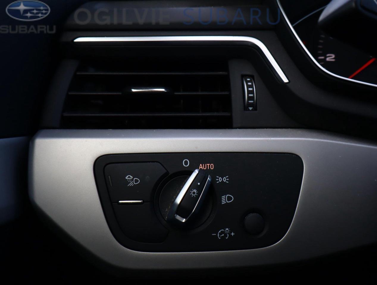 2020 Audi A4 2.0T Komfort 4dr All-wheel Drive quattro Sedan Photo