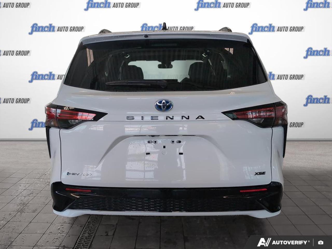 2025 Toyota Sienna LE 8-Passenger 4dr All-Wheel Drive Passenger Van Photo4