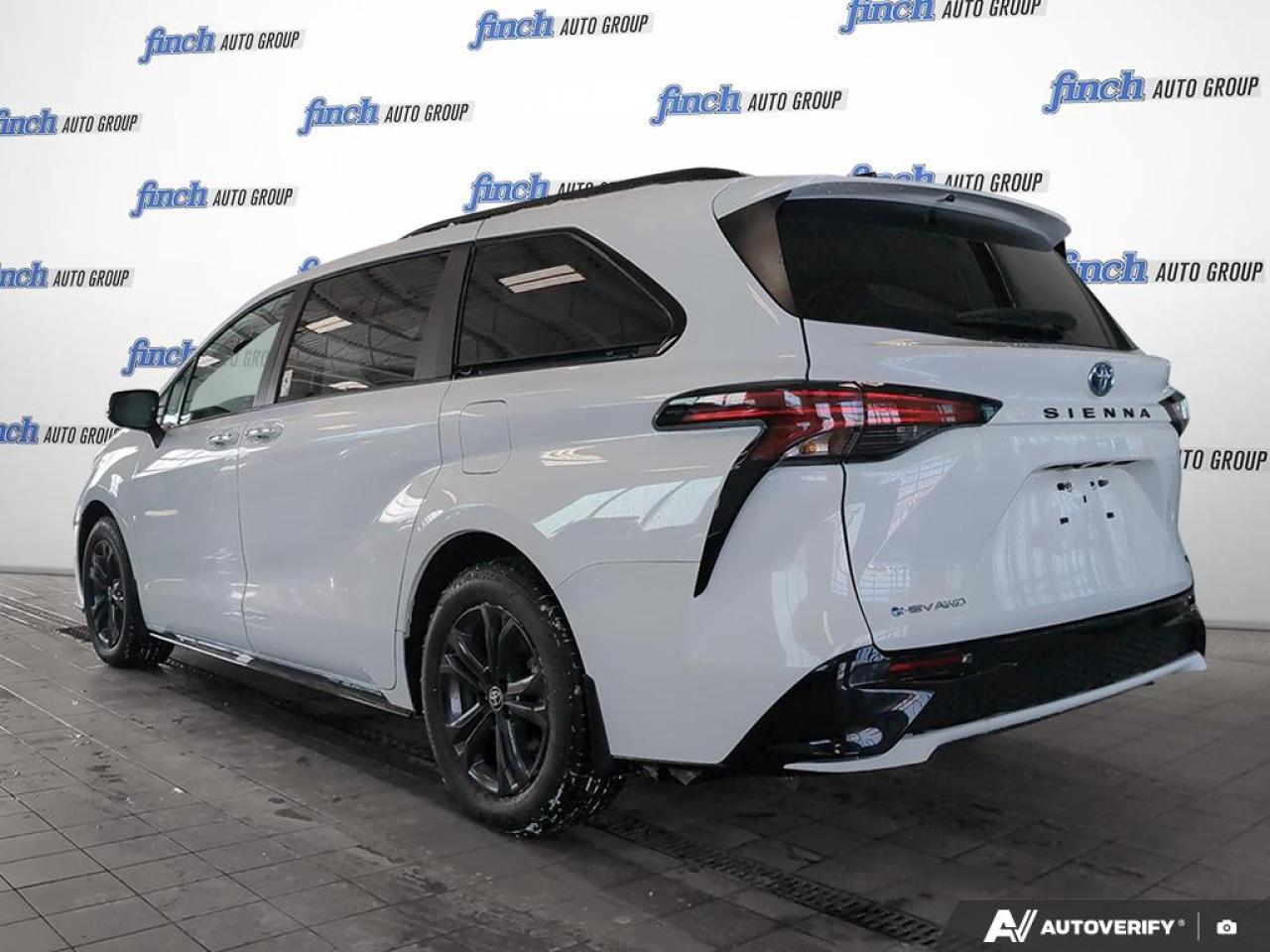 2025 Toyota Sienna LE 8-Passenger 4dr All-Wheel Drive Passenger Van Photo3