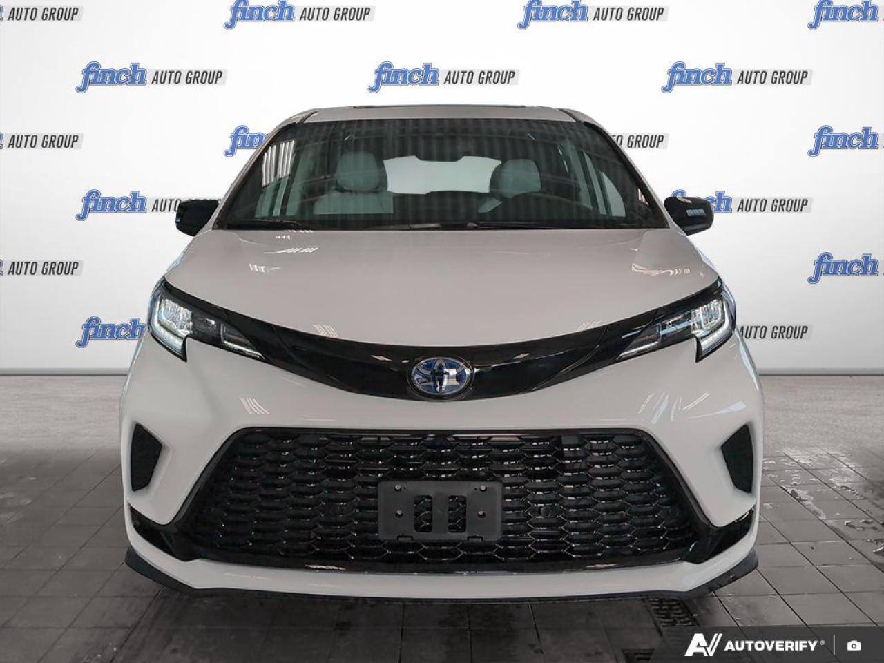 2025 Toyota Sienna LE 8-Passenger 4dr All-Wheel Drive Passenger Van Photo