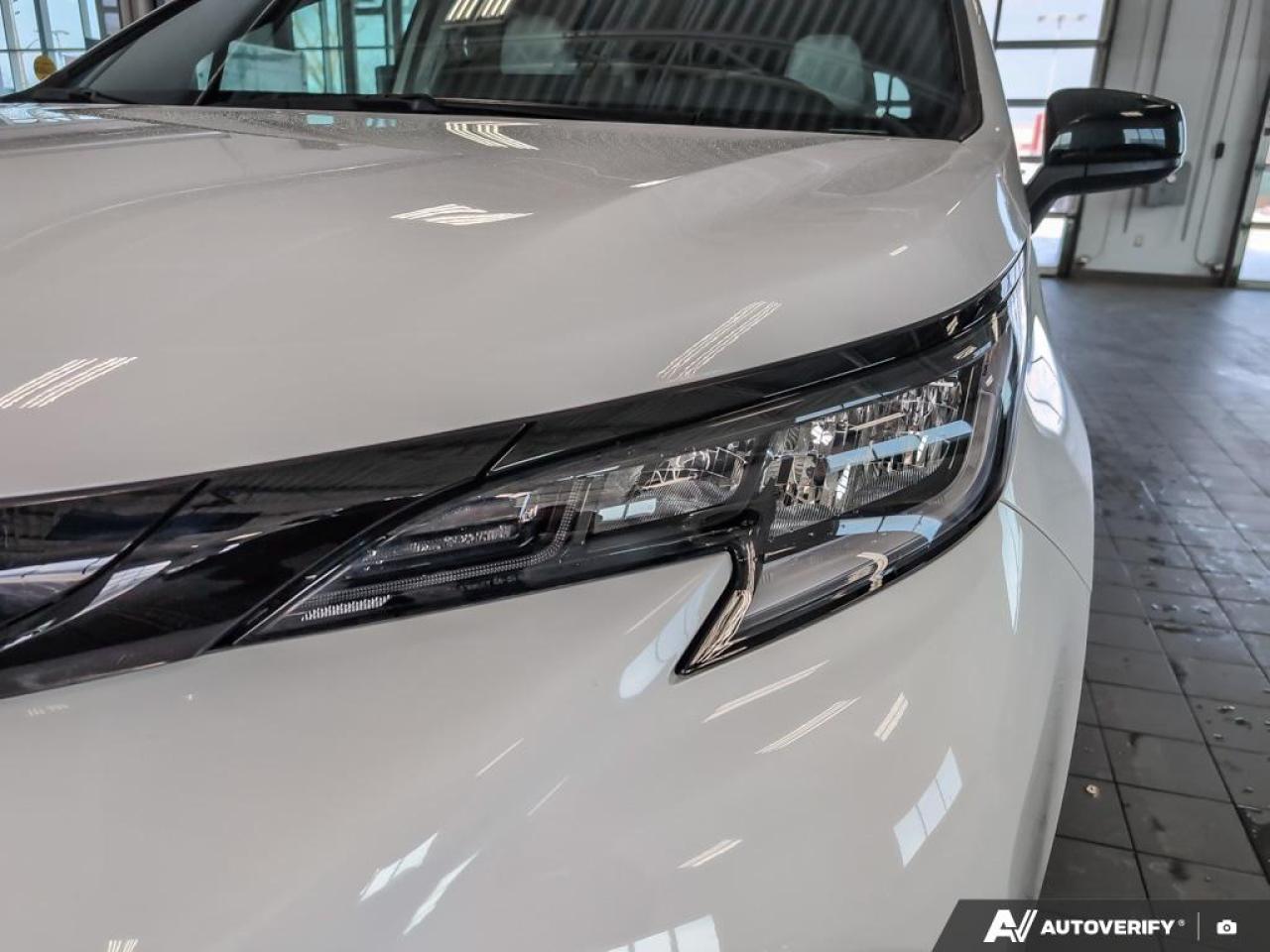 2025 Toyota Sienna LE 8-Passenger 4dr All-Wheel Drive Passenger Van Photo