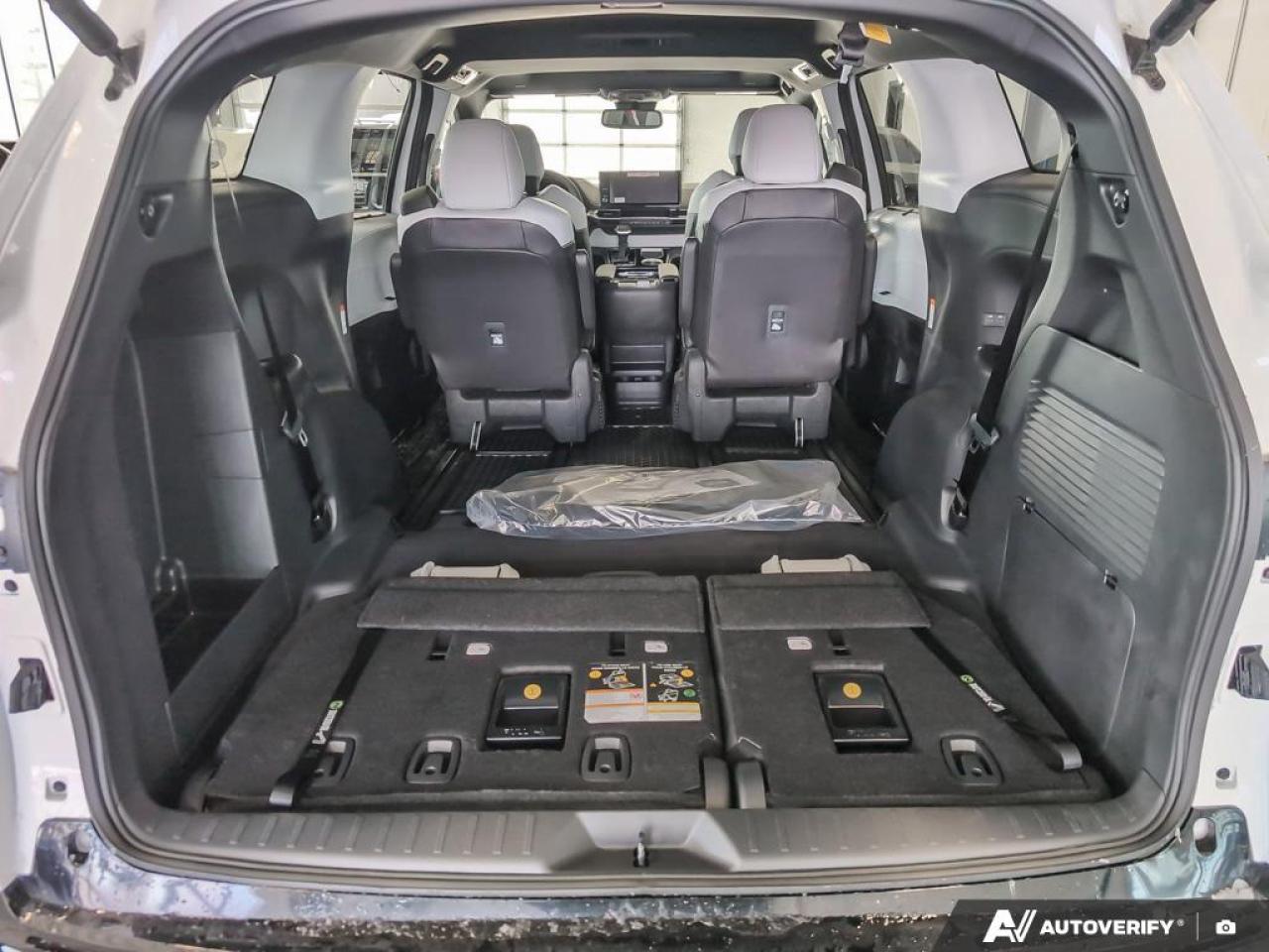 2025 Toyota Sienna LE 8-Passenger 4dr All-Wheel Drive Passenger Van Photo