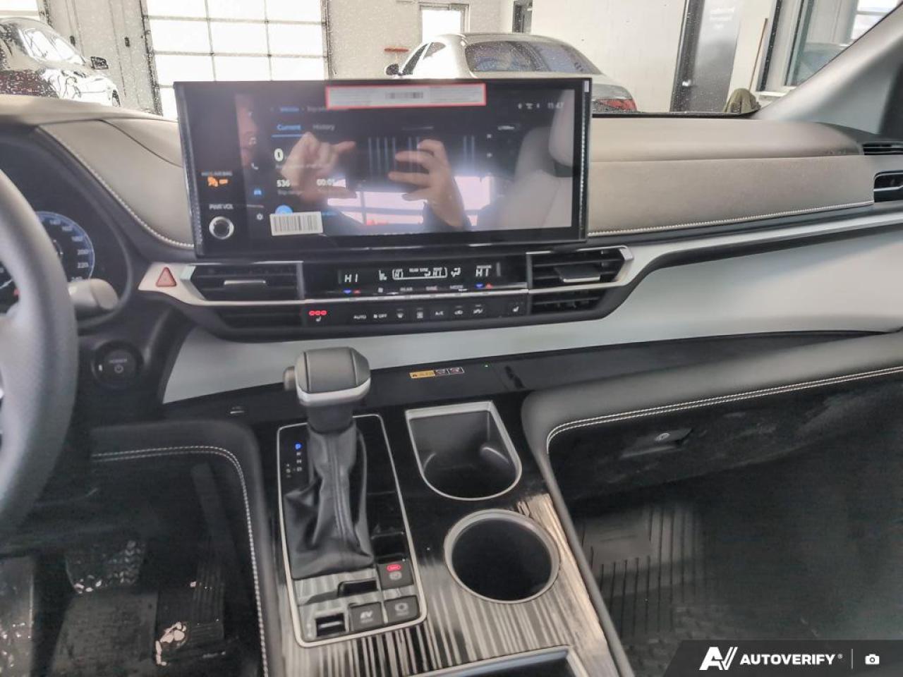 2025 Toyota Sienna LE 8-Passenger 4dr All-Wheel Drive Passenger Van Photo