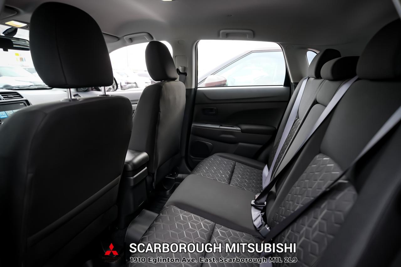 2025 Mitsubishi RVR ES FWD Carplay  Rear camera Photo