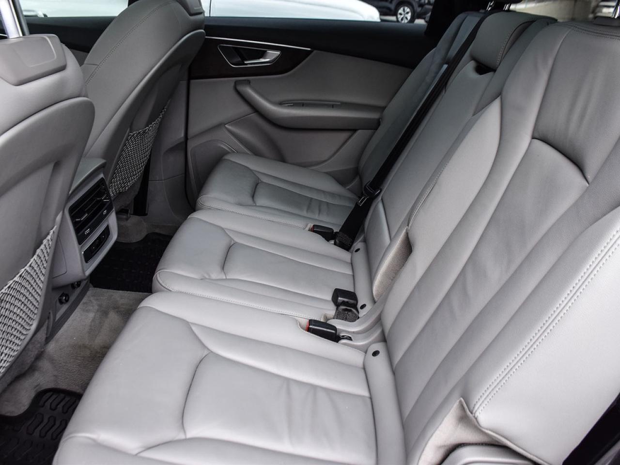 2022 Audi Q7 55 Komfort 4dr All-Wheel Drive quattro Sport Utility Photo