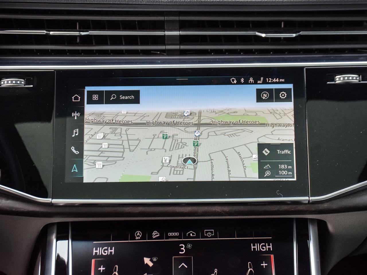 2022 Audi Q7 55 Komfort 4dr All-Wheel Drive quattro Sport Utility Photo