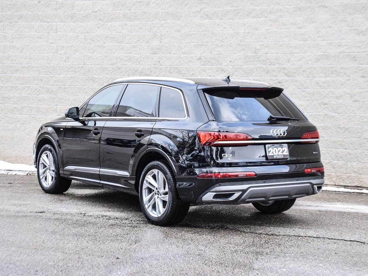 2022 Audi Q7 55 Komfort 4dr All-Wheel Drive quattro Sport Utility Photo4